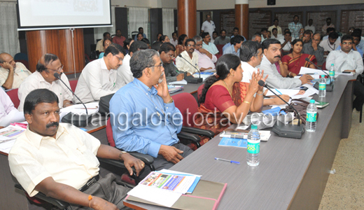 Khader visits Wenlock Hospital